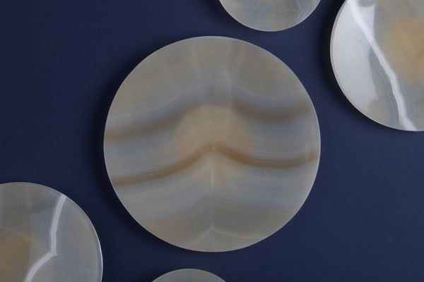 Alabaster Round Set