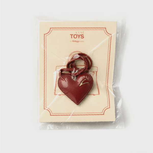 D'hippo's heart bag charm